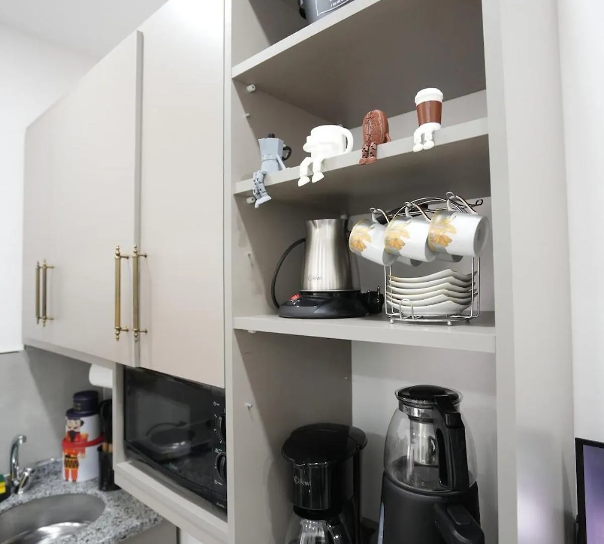 Tram 1 Min!Modern,Comfortable Istanbul Apartment